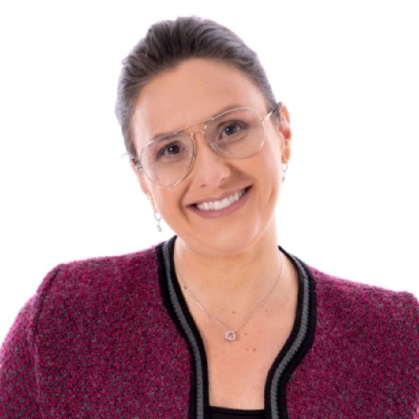 Maíra Santiago